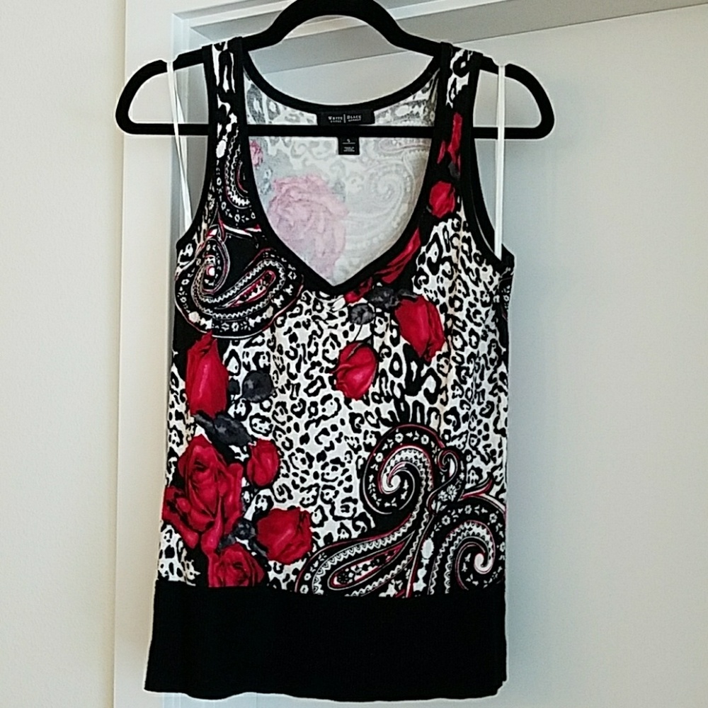 Gorgeous White House Black Market Sweater Tank